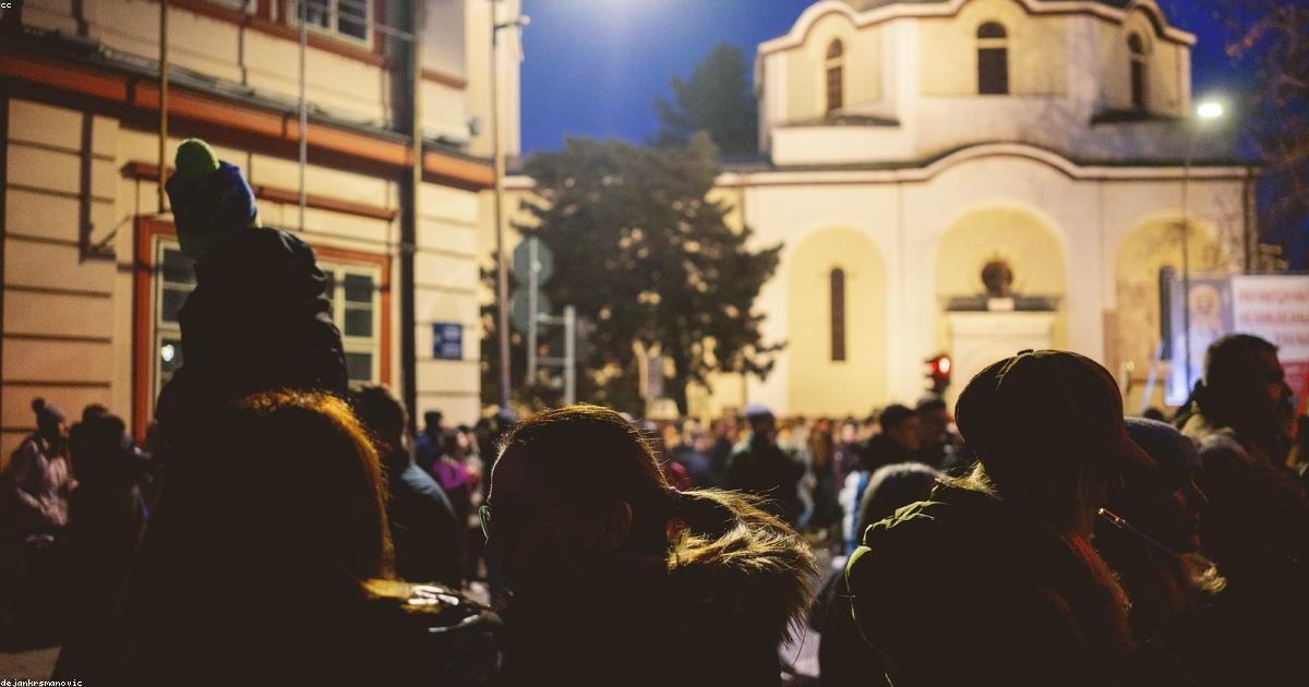 習近平国家主席がアメリカの友人に新春祝賀カードを贈る