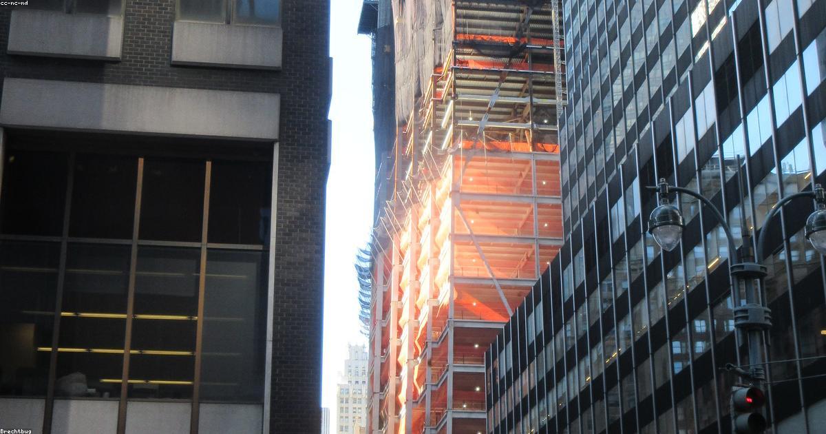 中東情勢悪化で油価高騰