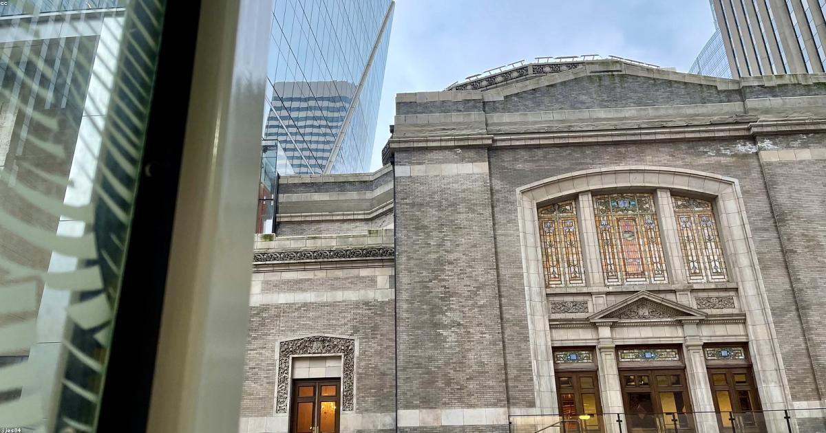 中国の全国人大、重要な決議を採択