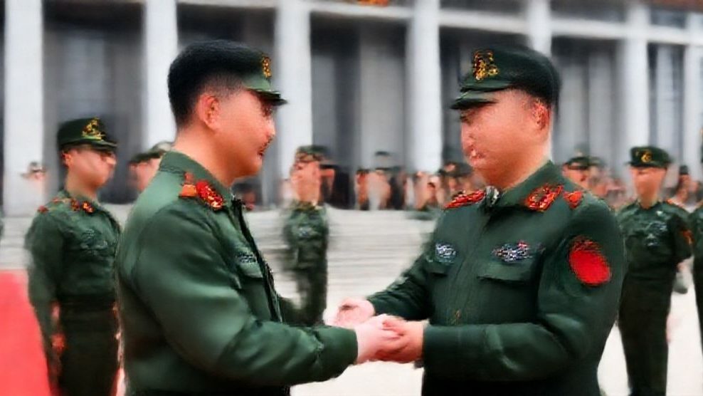 習主席、春節前に全軍を査察 即応情勢の維持を指示